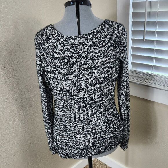 Jessica Simpson Maternity Sweater Size L - Picture 8 of 13